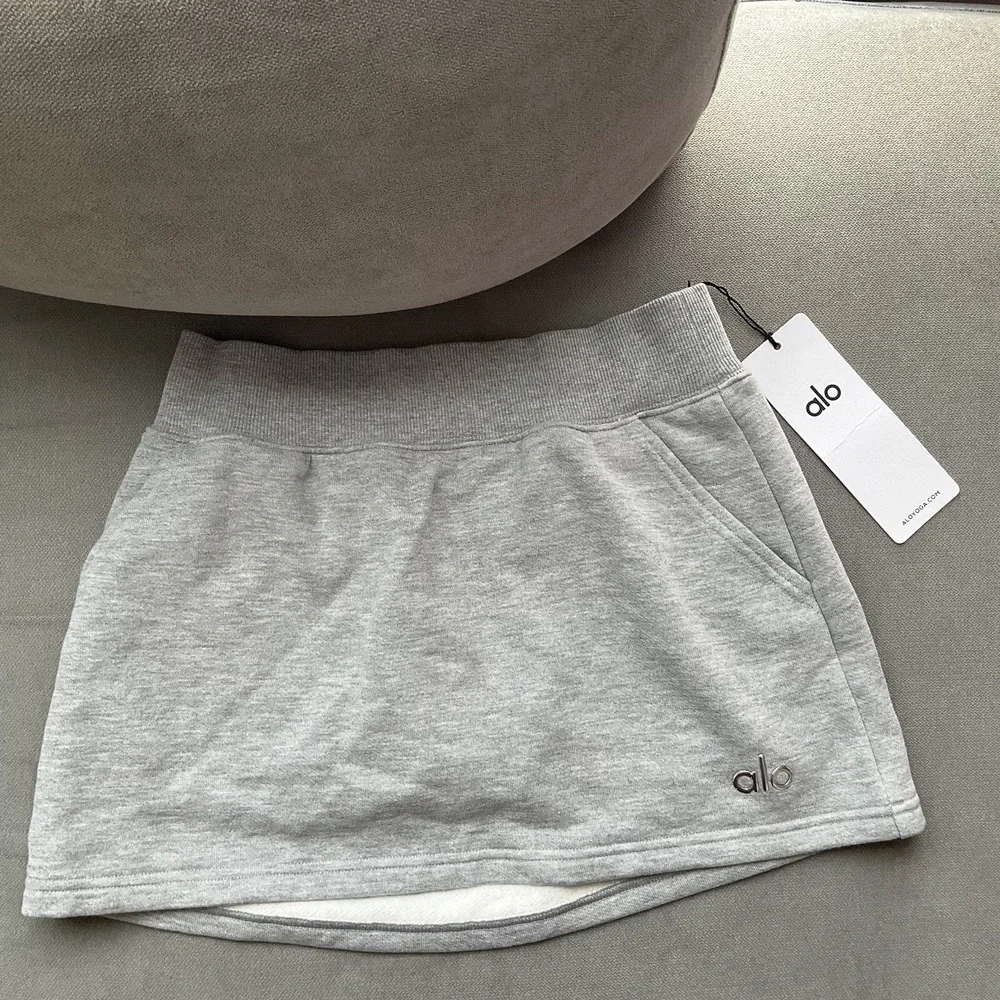 Alo Yoga Accolade Skirt Athletic Heather Grey XS